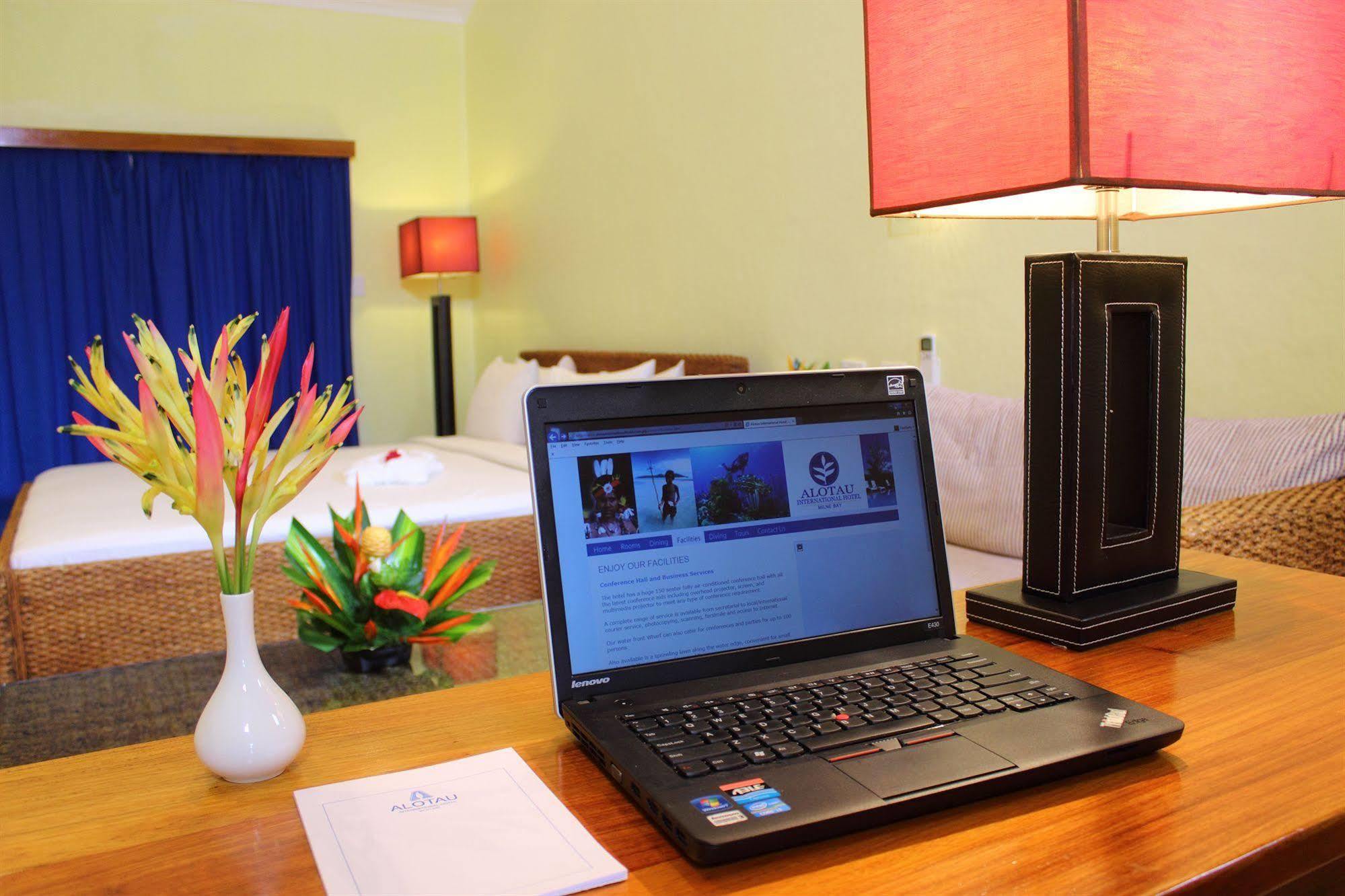 Alotau International Hotel ภายนอก รูปภาพ