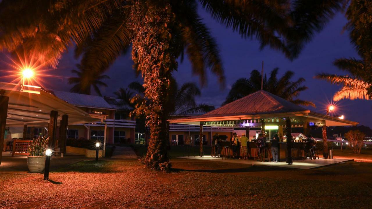 Alotau International Hotel ภายนอก รูปภาพ